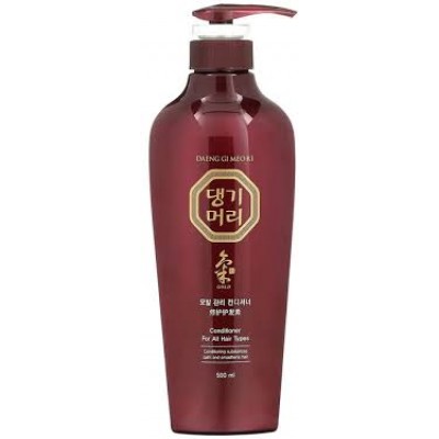 Разглаживающий кондиционер для всех типов волос Daeng Gi Meo Ri Gold Conditioner For All Hair Types